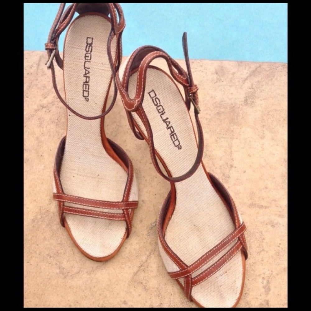 Dsquarwd2 sandal heels.